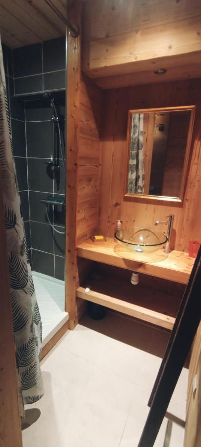 Appartement Au Rez De Jardin D'Une Villa Mexicaine Avec Jacuzzi Barcelonnette Exterior foto